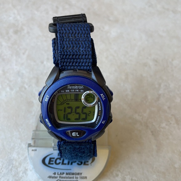 Armitron sports men battery water resistant 165ft chronograph alarm - Picture 2 of 6